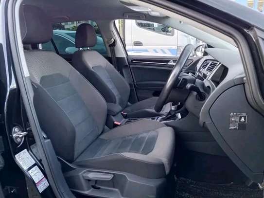 Volkswagen golf image 7
