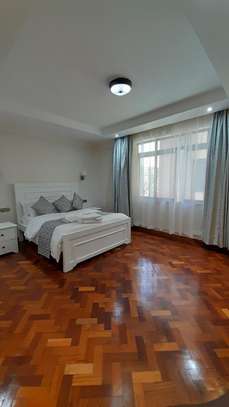 Furnished 3 Bed Apartment with En Suite in Riverside image 6