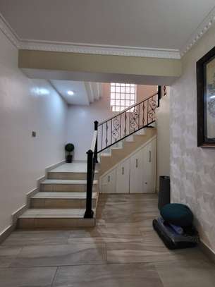 3 Bed Townhouse with En Suite in Windsor image 6