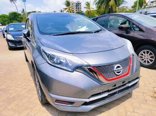 Nissan note grey 2017 Digs image 2