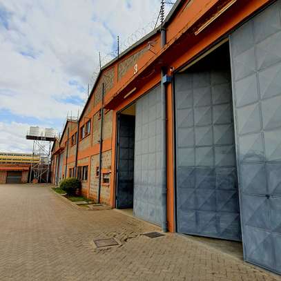 6,000 ft² Warehouse with Parking in Mombasa Road image 6