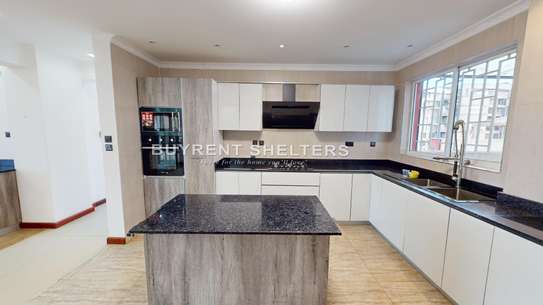 5 Bed Apartment with En Suite at Spring Valley image 14