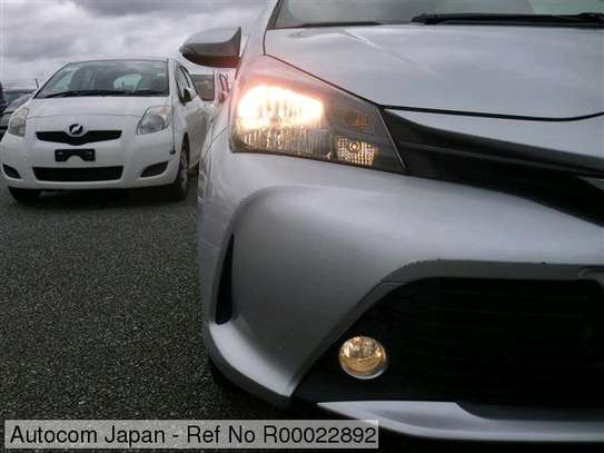 Toyota vitz 1300cc (coast motors) image 8