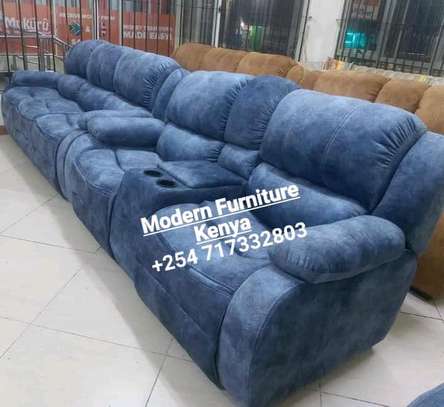 5 seater recliner image 1