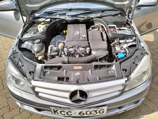 Mercedes C200 Kompressor (1800cc) image 12