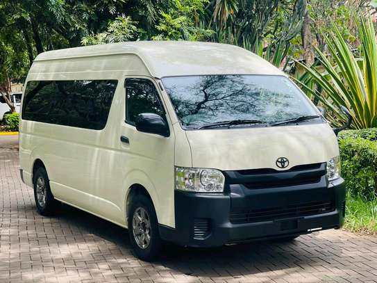 Toyota Hiace 9L fully loaded 2017 model image 8