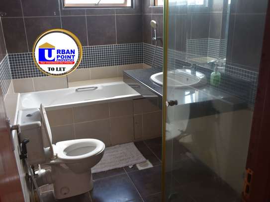 Serviced 3 Bed Apartment with En Suite in Nyali Area image 9