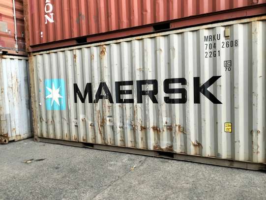 Spacious 20ft Shipping Containers for Sale image 2