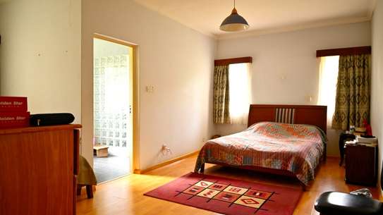 4 Bed Townhouse with En Suite in Kyuna image 9