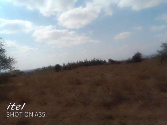 1/2 acre land at Kajiado county Tinga area image 2