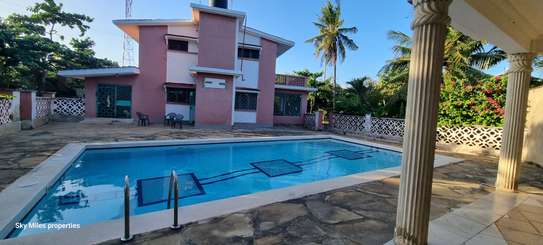 4 Bed Villa with En Suite at Serena Mombasa image 4