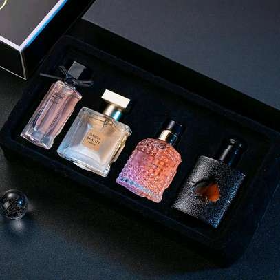 4in1 perfume gift set image 1
