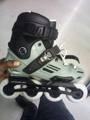 High quality hard boot roller skates with brake image 2