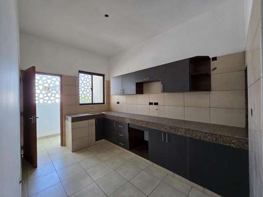 2 Bed Apartment with En Suite at Mtambo Road image 20