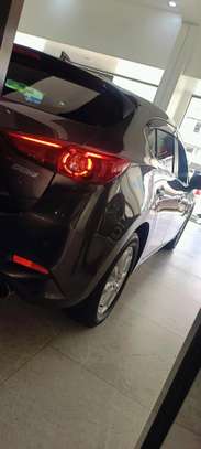 Mazda Axela hatchback Petrol Sport AWD GREY image 5