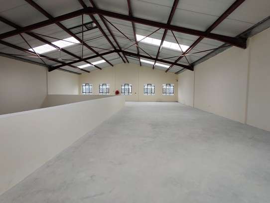 6,362 ft² Warehouse with Parking in Ruaraka image 3