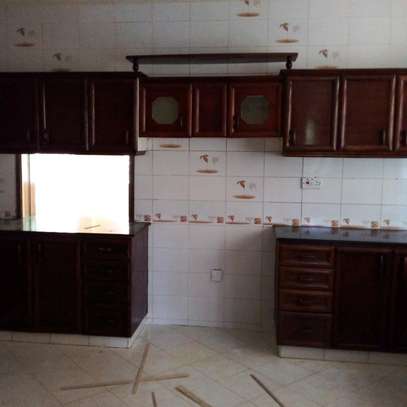 Spacious and Magnificent 3 Bedrooms In Kileleshwa image 6