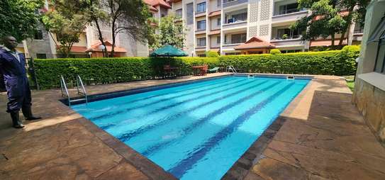 3 Bed Apartment with En Suite in Kilimani image 16