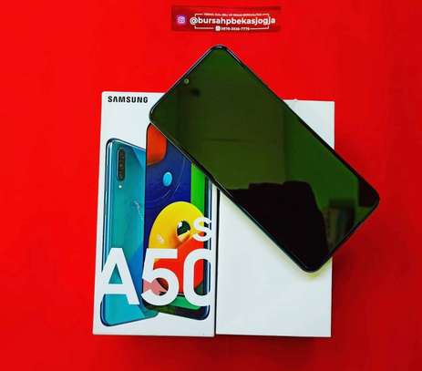 Samsung A50s boxed image 1