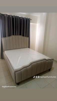 Customized tufted beds image 10