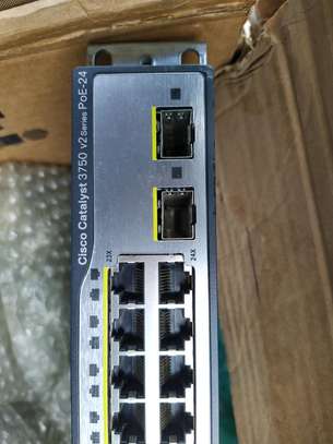 Cisco Poe switch gigabit with sfp image 1