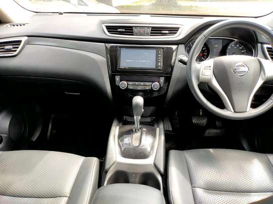 Nissan xtrail 2014 image 2