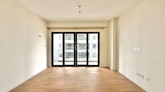 1 Bed Apartment with En Suite in Valley Arcade image 2