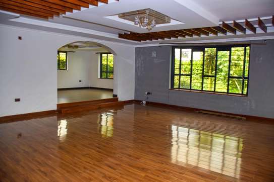 5 Bed Townhouse with En Suite at Off Kiambu Road image 24