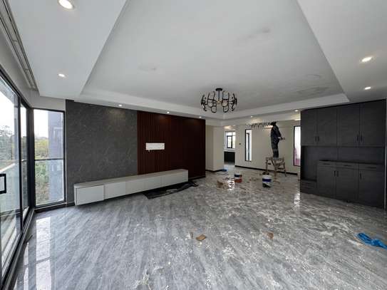 Serviced 4 Bed Apartment with En Suite in Kileleshwa image 6