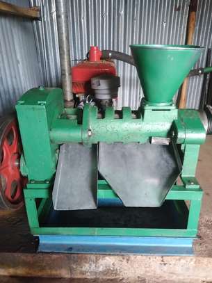 Screw Type Oil Press Machine for sale image 2