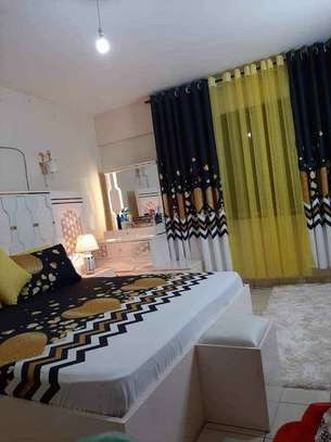 MATCHING CURTAINS  AND BEDDINGS image 4