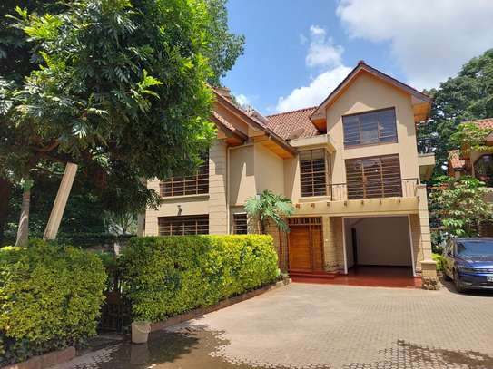 6 Bed Townhouse with En Suite at James Gichuru image 36