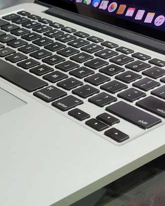 Macbook Pro Retina Display laptop image 3