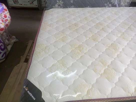 So sweet!5x6x10 pillow top spring mattress 10yrs image 2