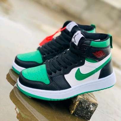 Kids original Jordan 1 shoes image 1