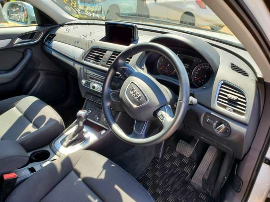 Audi Q3 2015 image 6