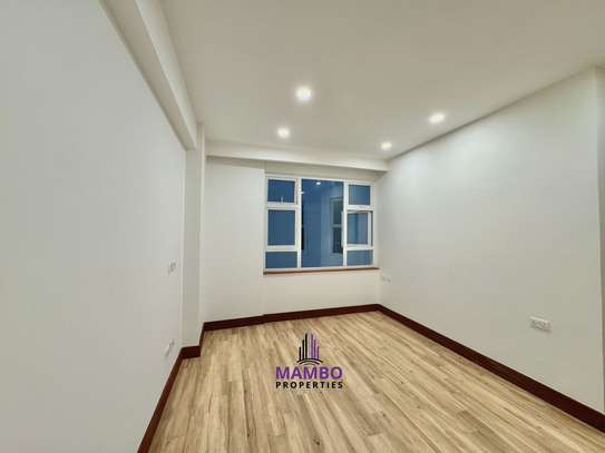 3 Bed Apartment with En Suite at City Park Drive image 6