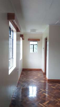 4 Bed House with Staff Quarters in Gigiri image 1