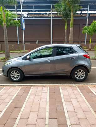 MAZDA DEMIO 2011 ON SALE!! image 4