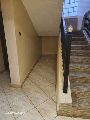 4 Bed House with En Suite at Safari Park View image 10