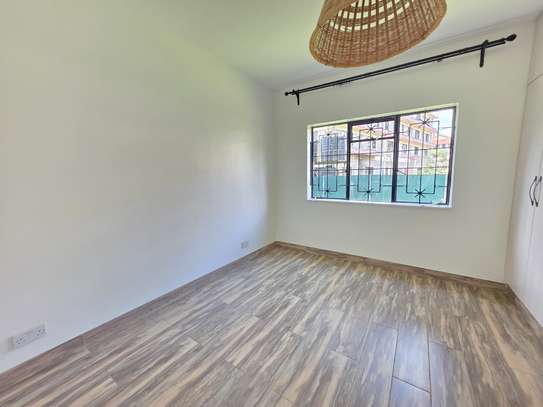 3 Bed Apartment with En Suite in Kilimani image 6