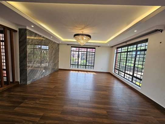 4 Bed House with En Suite in Kiambu Road image 6