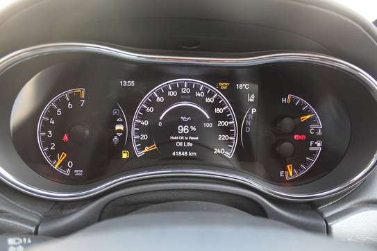 Jeep Grand Cherokee Leather Sunroof image 9