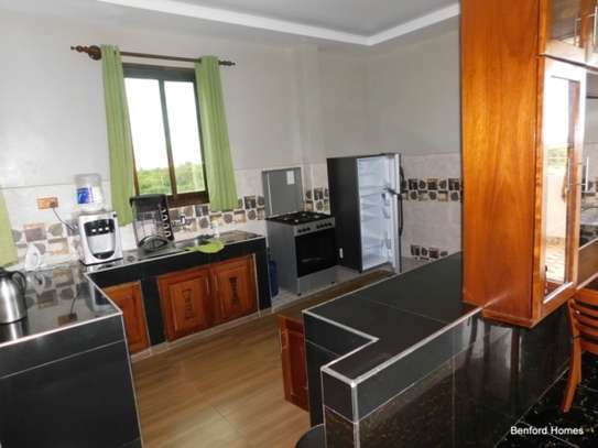 Serviced 2 Bed Apartment with En Suite in Nyali Area image 4