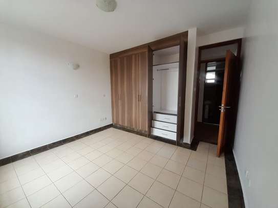 3 Bedroom apartment All Ensuite with a Dsq image 7