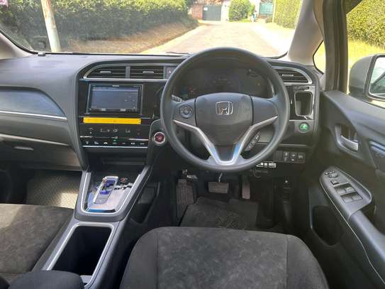 Honda fit shuttle Hybrid 1500cc 2018 model image 7
