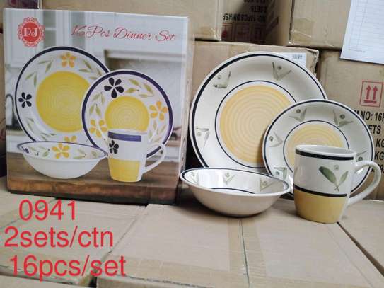 16 pcs dinner set image 2