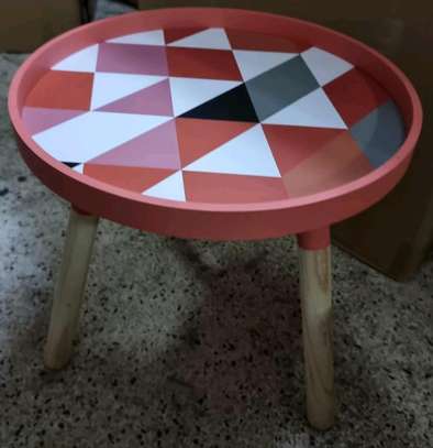 Round side table image 1