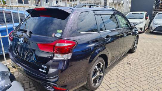 Toyota corolla fielder G grade 2018 hybrid image 9