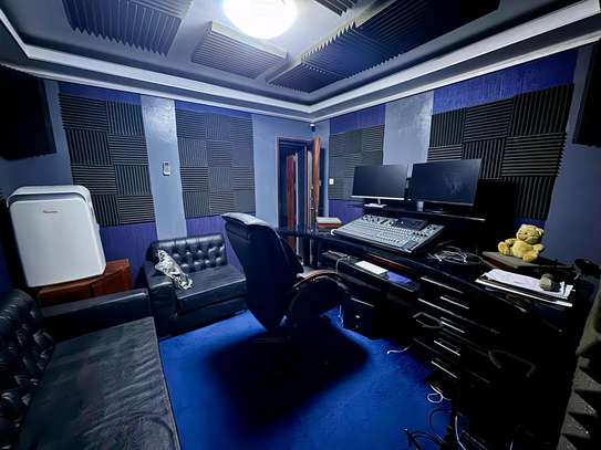 3BEDROOM APARTMENT FOR SALE image 7